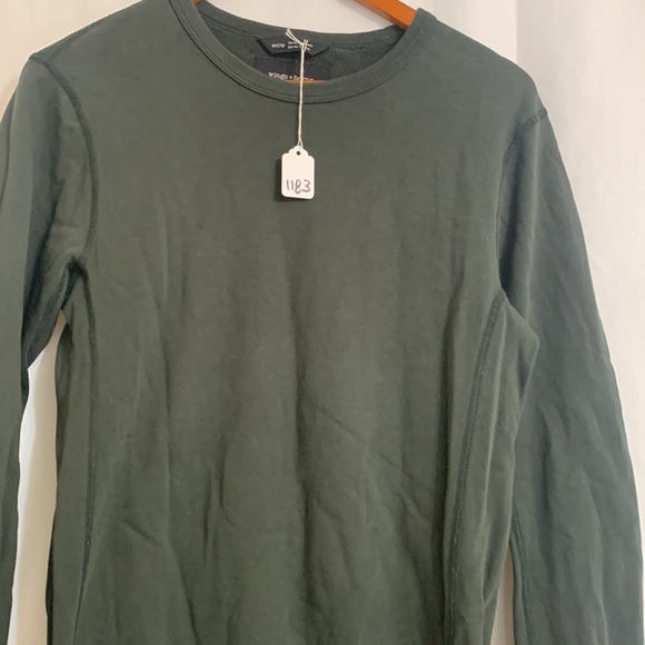 NWOT WINGS AND HORNS SIZE XS SWEATSHIRT - Picture 5 of 7